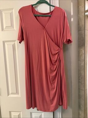 Old Navy Coral Maternity Fitted Faux Wrap Dress